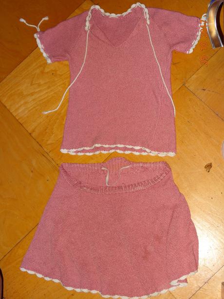 Dívčí souprava, 128