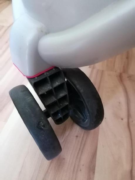 Kočárek po panenky, 