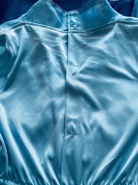 An10/ kostym delux elza frozen ii- v.7/8 let, 