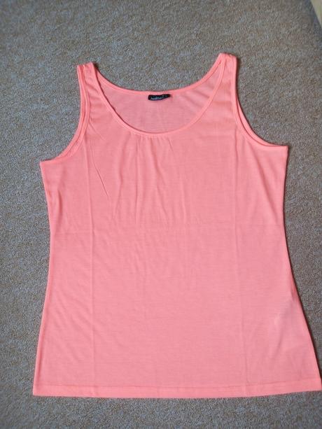 Neon tílka zn."janina" vel."40", 40