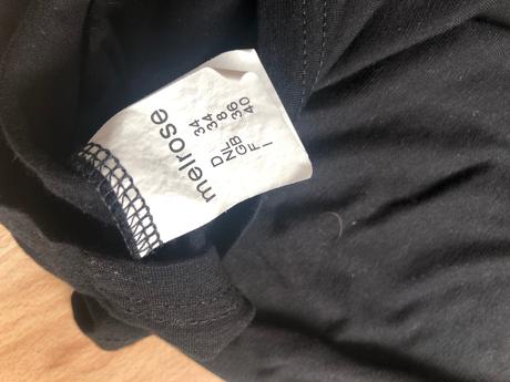 Melrose cerne tricko s balonovymi rukavy 34, 34