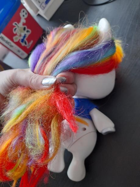 Velký jednorožec poopsie barevný střihlá ofina, 