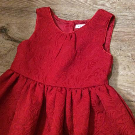 Bohaté slavnostní šaty s mašlí, primark,104