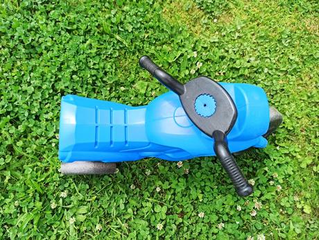 Tříkolka a odrážedlo,