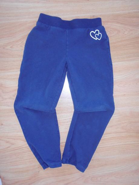 Dívčí tepláky vel.122, 122