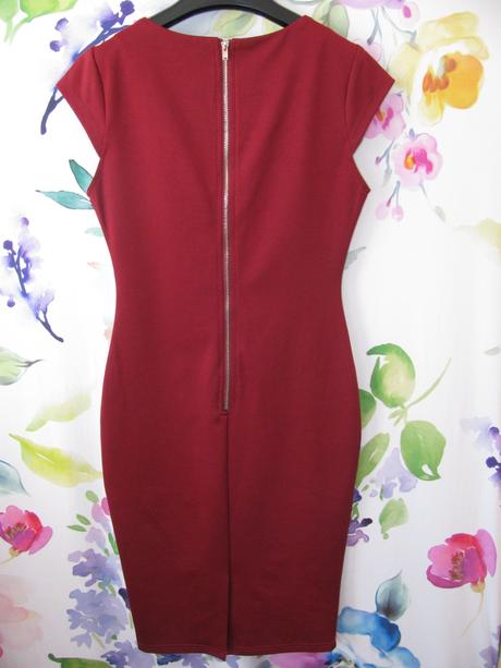 Vínové společenské elegantní pouzdrové šaty, s