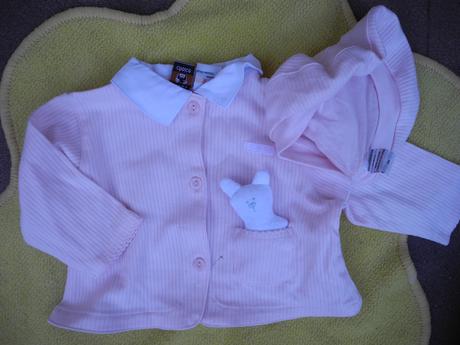 Mikina s baretem, 74