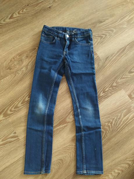 Džíny slim, 134