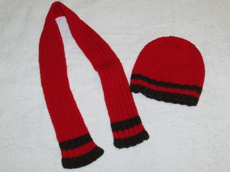 Pletený komplet čepice a šála, 80