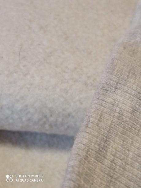 Teplejší mikina, 158