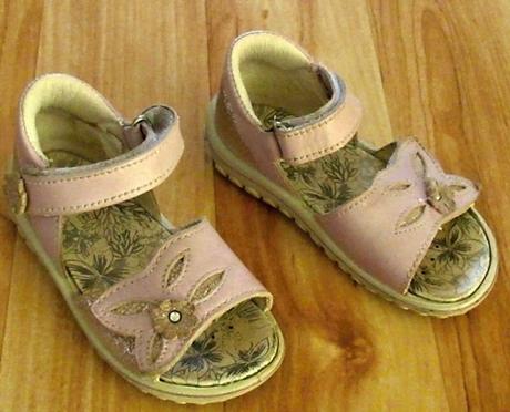 Celokožené sandále, primigi,25