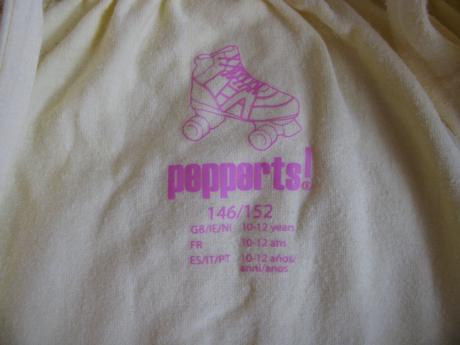 Letní bavlněný krátký overal s růžovým srdíčkem, pepperts,152