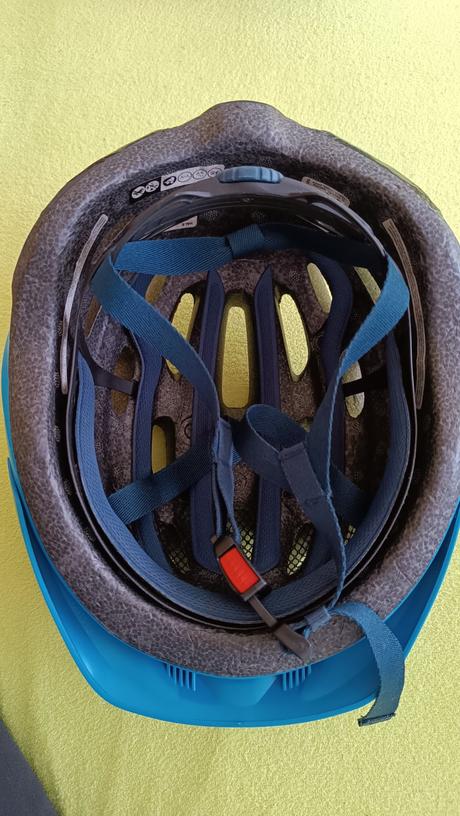 Helma giro hale na kolo, brusle, skate., m