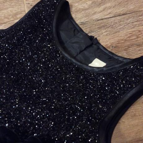 Slavnostní šaty, tu,110