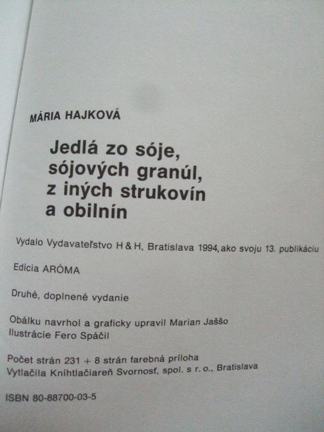 Jedlá zo sóje, sójových granúl, z iných strukovín , 