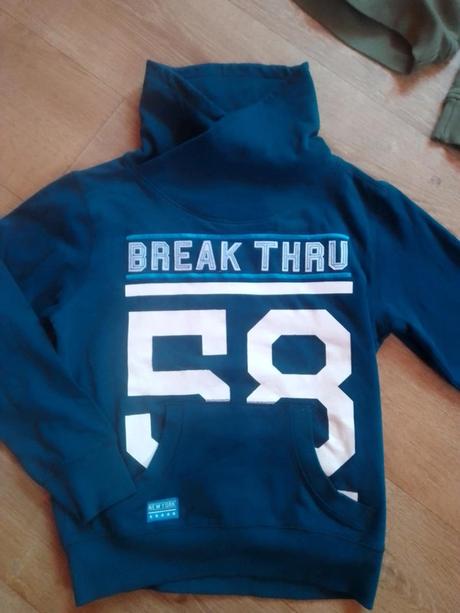 Chlapecká mikina vel. 146-152, 146