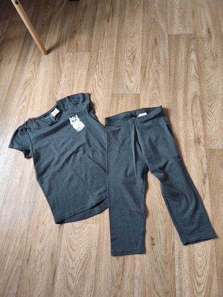 Pyžamo komplet s kočičkou h&m, 128