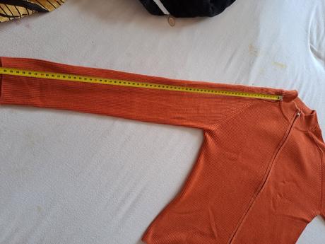 Moc příjemný svetřík, vel.m, m