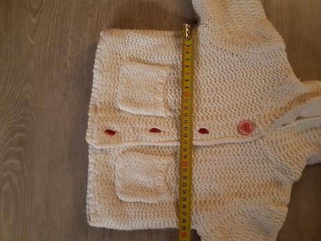 Teplý svetr, lupilu,68