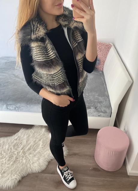 Kožíšková vesta, vel. s/m, s