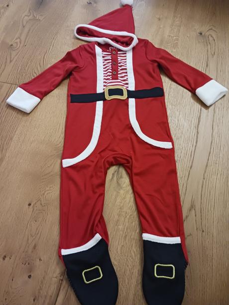 Vánoční obleček č.86, 86