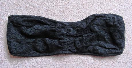 Černá krajková podprsenka, s