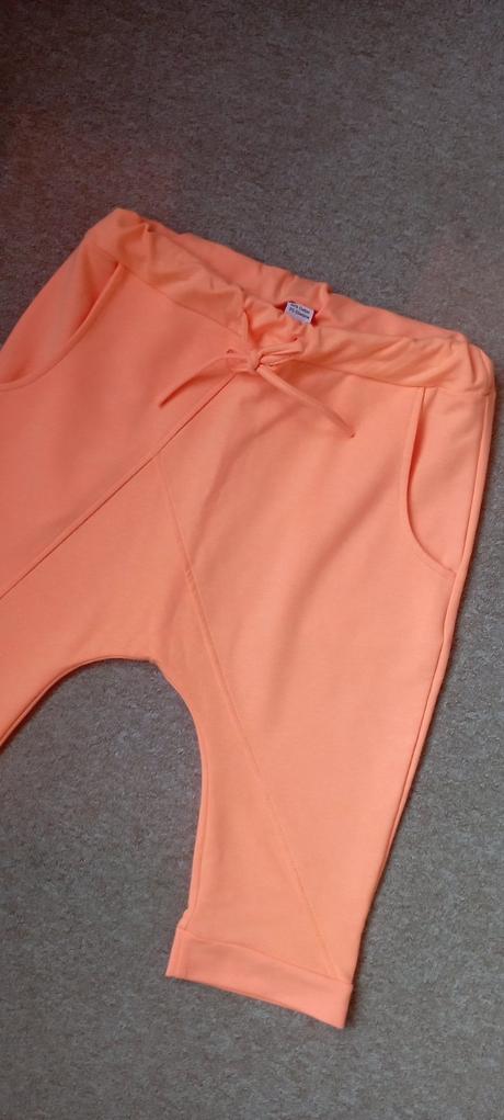 Neón oranžové baggy/nasrávačky vel."uni", 
