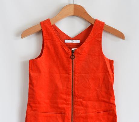 Šaty vel. 6 - 7 let, marks & spencer,122