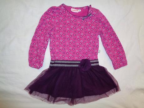 Kouzelné růžovofialové šaty s tylovou sukní, 86