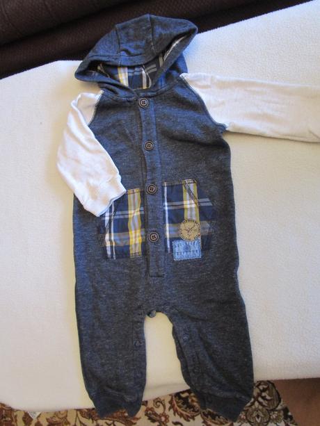 Pěkný šedomodrý bavl. overal s kapucí, vel. 74, f&f,74