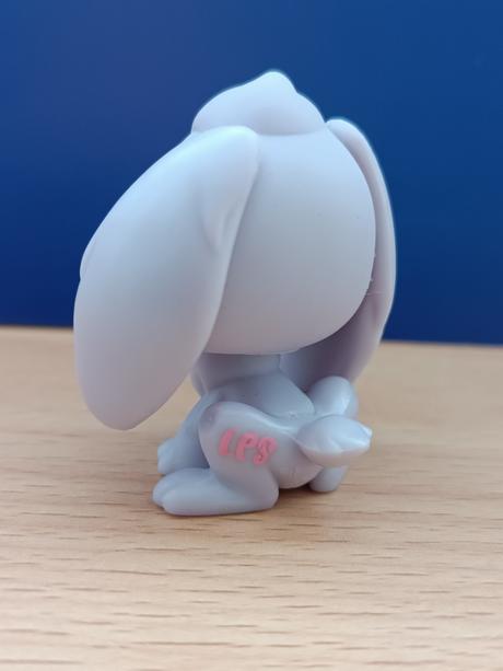 2 lps zakrslí králíčci, 