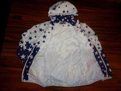 Překrásná modrobílá bunda s hvězdami, 140