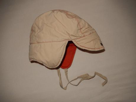 Zimní sportovní čepice/ušanka, 86