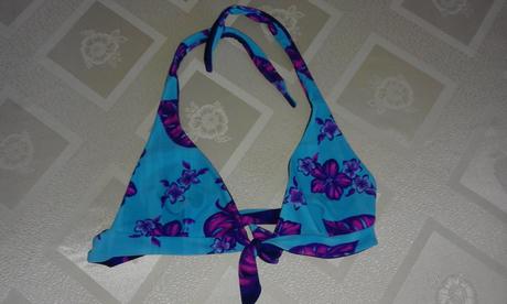 236 - horní díl plavek, essence,42