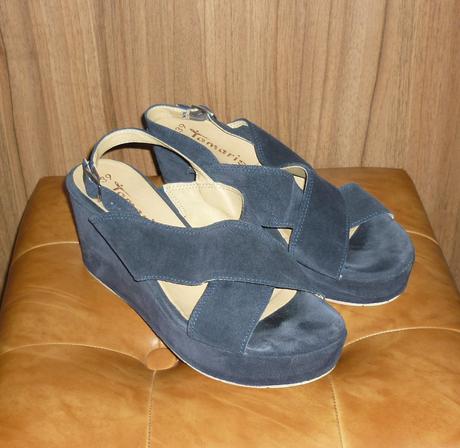 Tmavě modré kožené sandály na klínku tamaris, tamaris,39