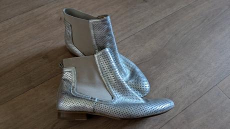 T488 podzimní stříbrné kotníkové kozačky victim 38, 38