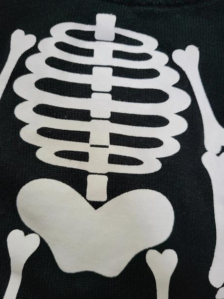 Černý hladký svetr s kostlivcem, kiki&koko,104