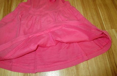 Šaty s kytičkou, c&a,68