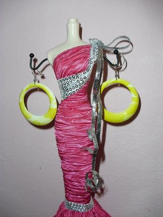 Žluté "hadí" kruhy, 