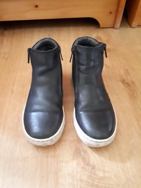 Bezva pohodlné celokožené boty, 31