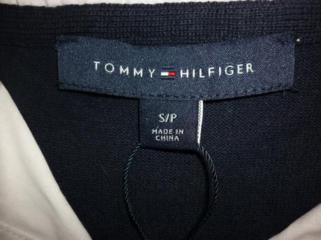 Navy svetřík s podšitou bílou košilí tommy hilfige, tommy hilfiger,s