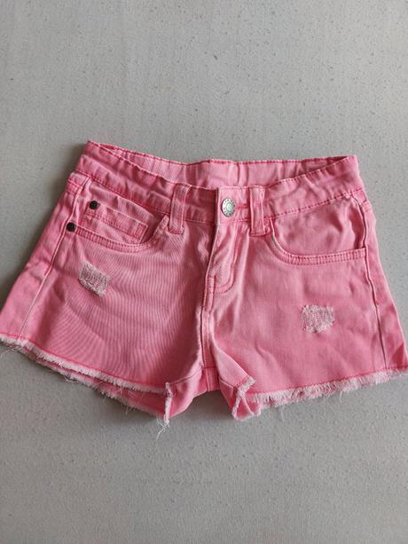 Dívčí kraťasy, 128