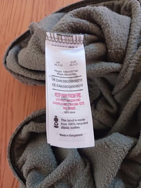 Tepláky č.146, 146