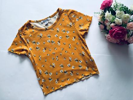 Triko crop top s květy - v.7/8 let, primark,128