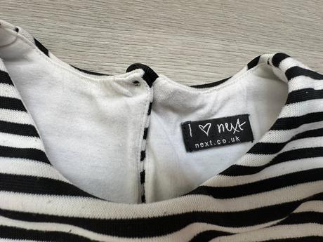 Dívčí bílo-černé pruhované šaty next, vel. 116, next,116