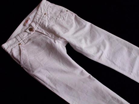 Zvonové biele, gaudi,m