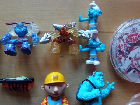 Hromádka hraček pro kluky,