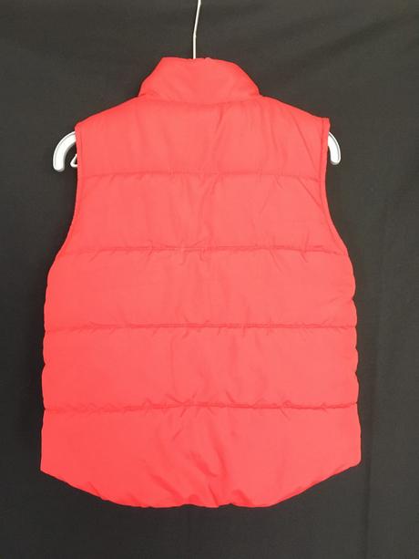 Červená teplá vesta s opicí, 92