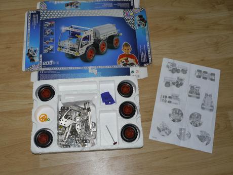 Kovova hracka - nahradni dily happy people play, 