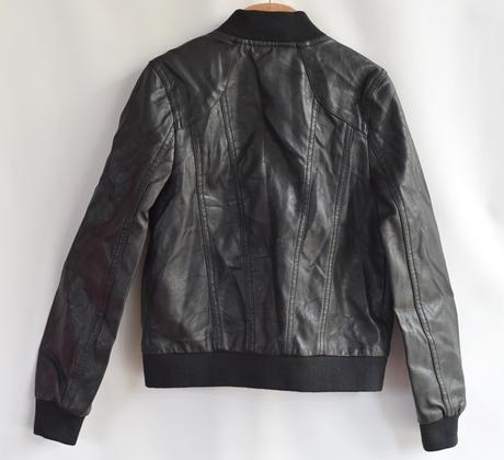 Koženková bunda vel. 7 - 8 let, river island,128